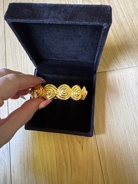 Paralia Spiral Cuff Bracelet in 24kt Gold-plated Brass